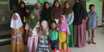 Kedermawanan Haji Suci, Hadirkan Senyum untuk Anak Yatim dan Keluarga Kurang Mampu
